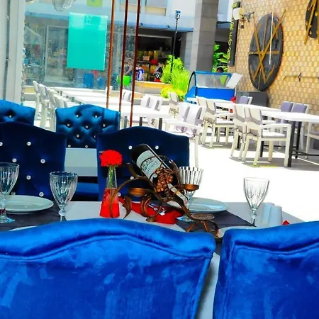Port Garden فندق كمر