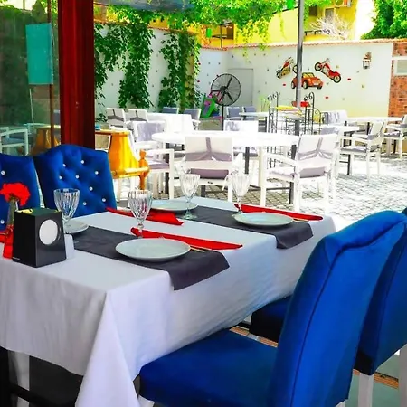 Port Garden فندق كمر